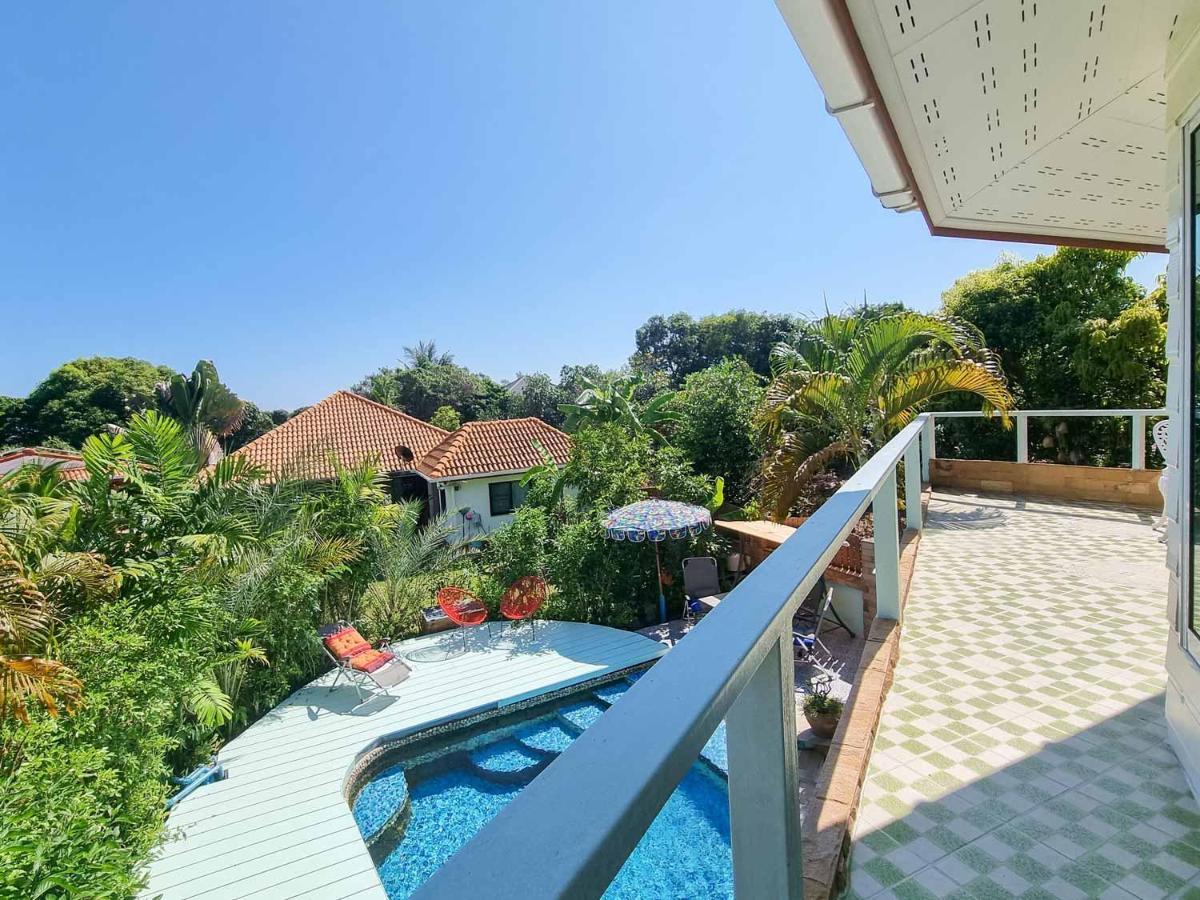 Tina'S Living Paradise - Guesthouses With Private Pool Ban Phe Exterior photo