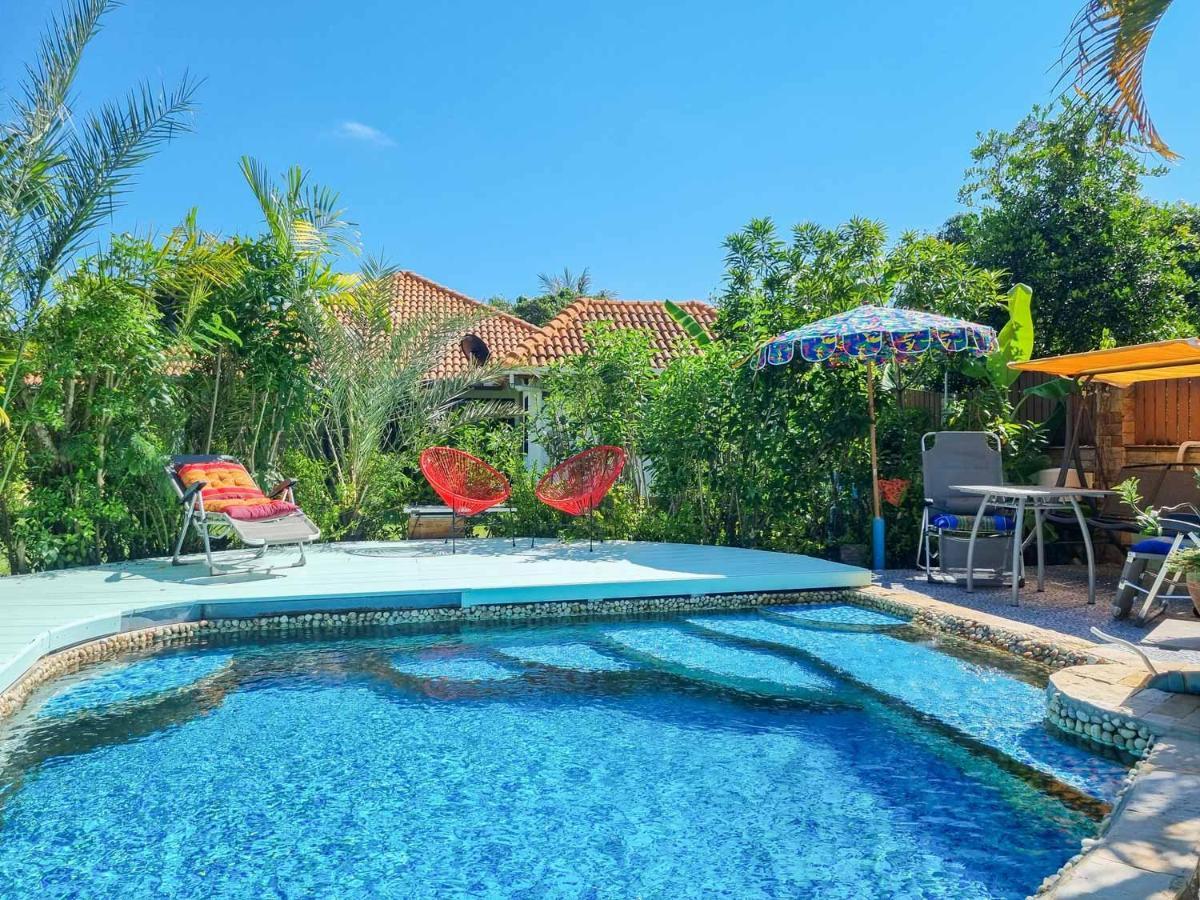 Tina'S Living Paradise - Guesthouses With Private Pool Ban Phe Exterior photo